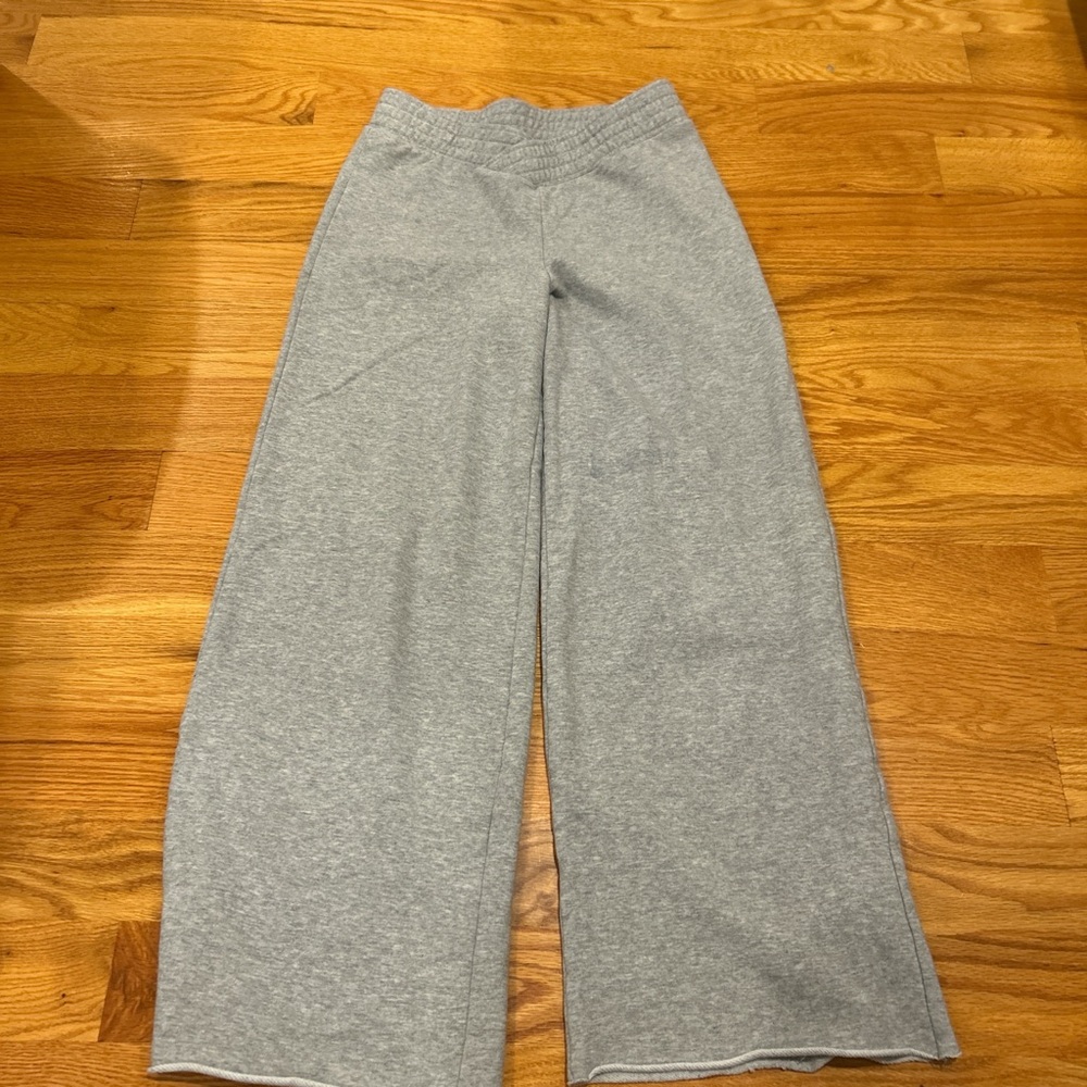 Urban Outfitters Women's Gray Sweatpants